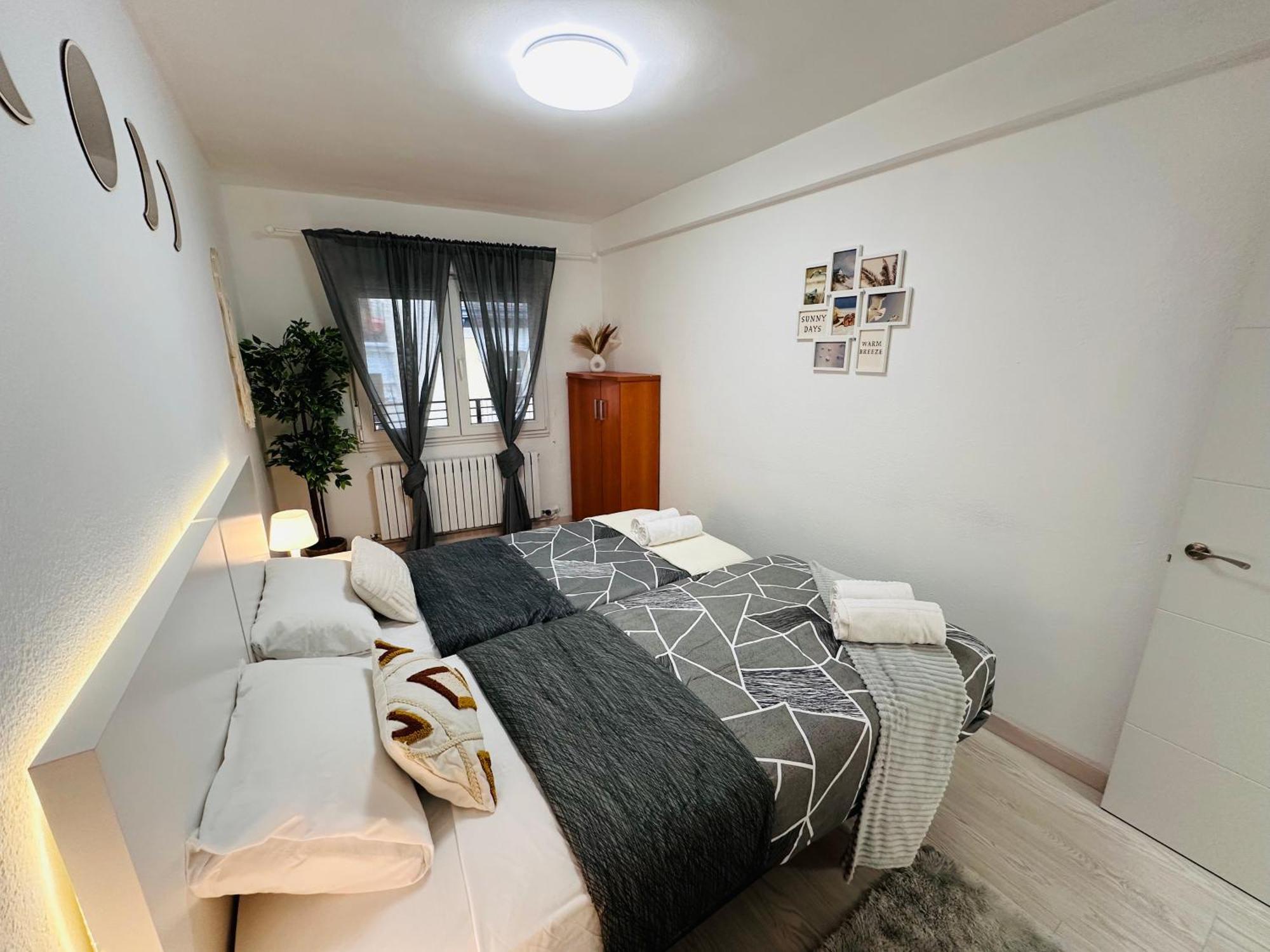 El Teatro Del Pilar Apartman Zaragoza Kültér fotó